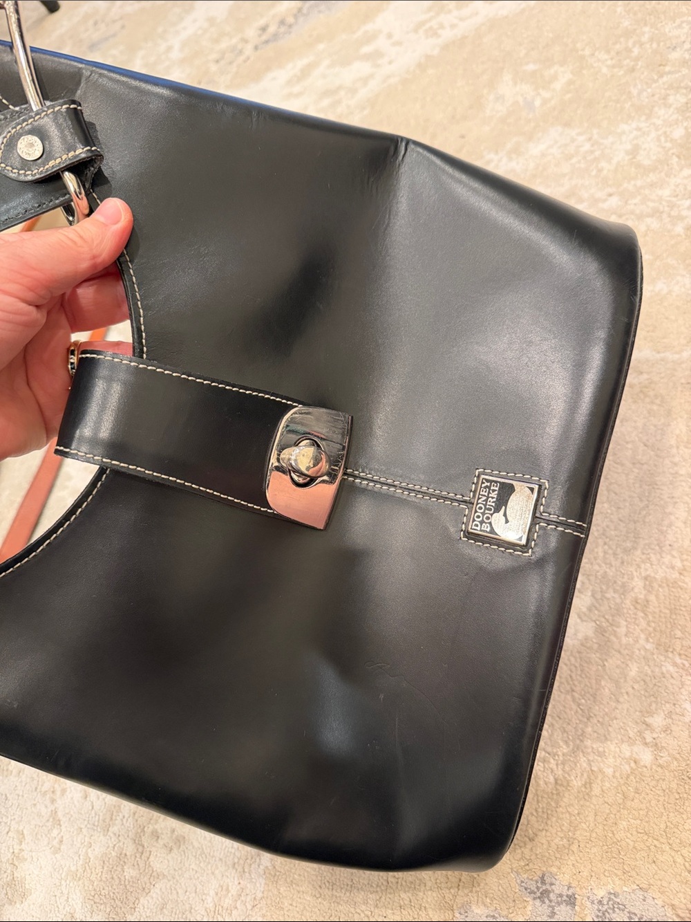Dooney and Bourke
Leather handbag - Picture 10 of 15